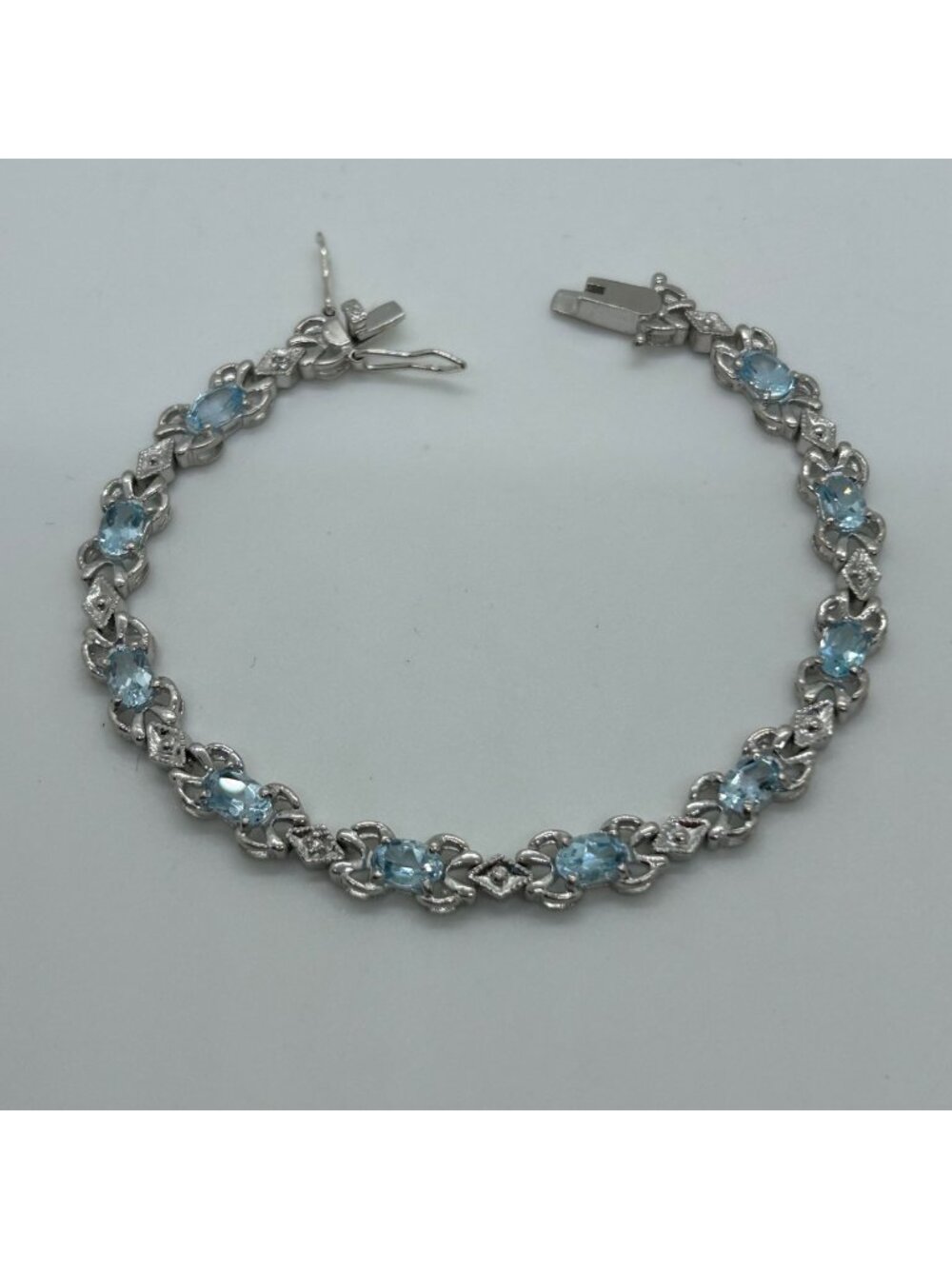 Sterling Silver Tennis Bracelet Blue Gemstones 6.5 " Vintage 1980 11.11grams